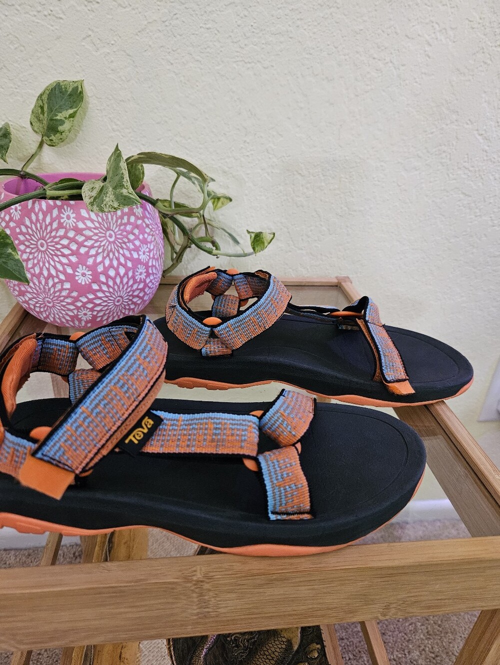 Teva Womens sandal. Atmosphere carrot / blue mirage. Ch Sz 4  Womens Sz 6
